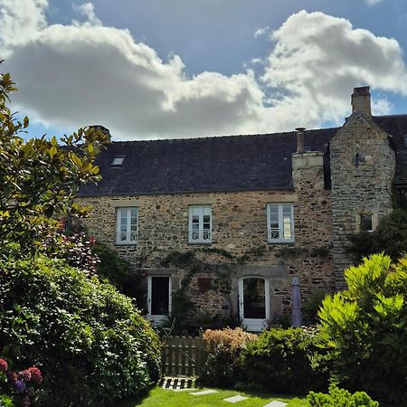 Sainte-Seve Gite De Charme Au Manoir Du Plessis-Quinquis מראה חיצוני תמונה